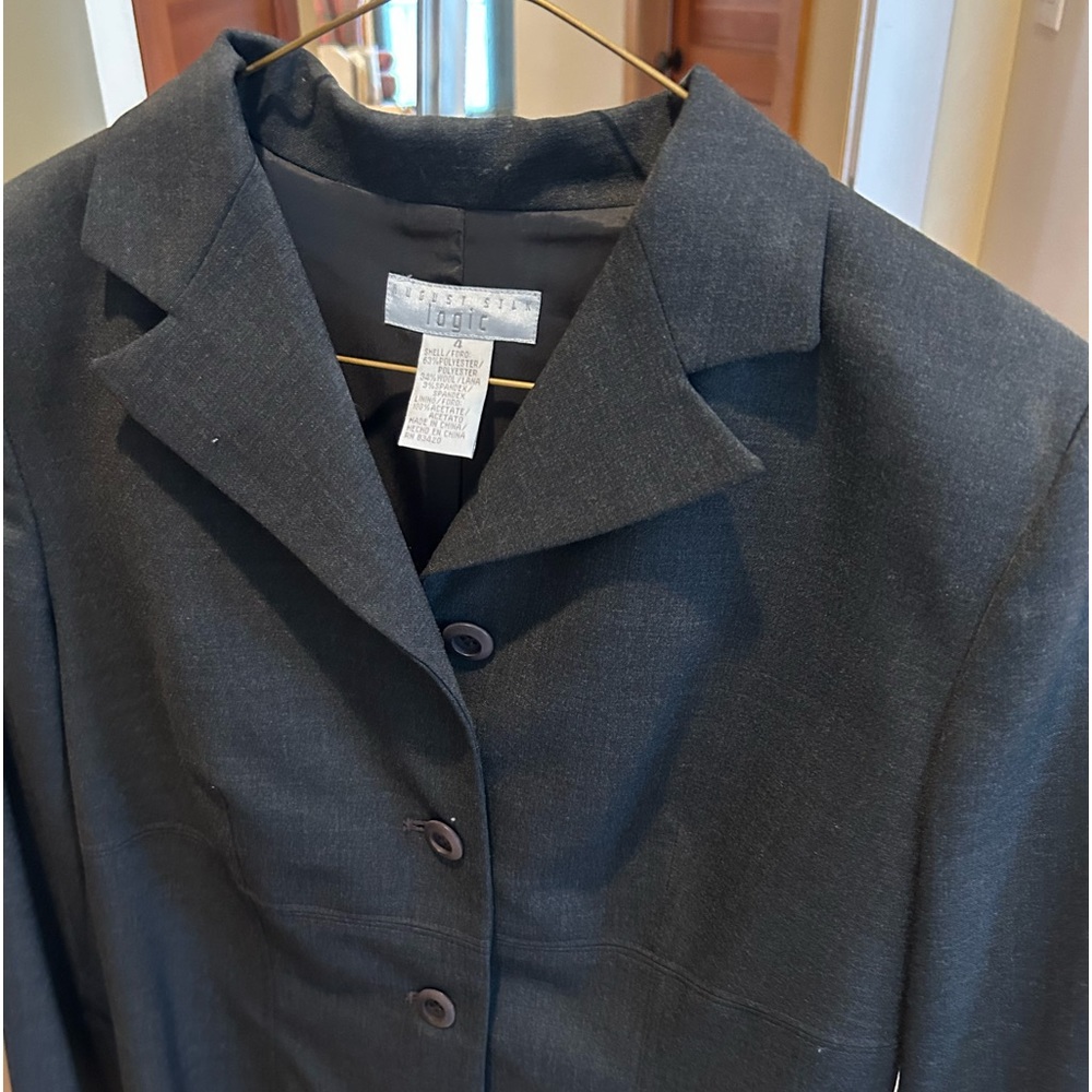 Fitted  August Silk  Logic gray jacket